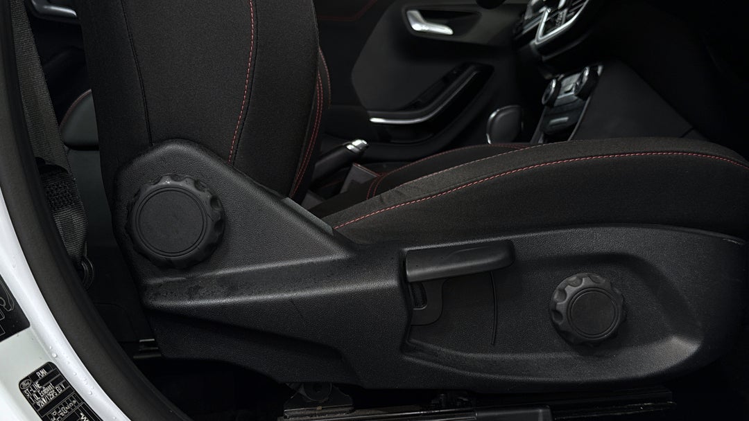 2022 Ford Puma St-line, Automatic, 70839 km, Drivers Side Adjustment Panel