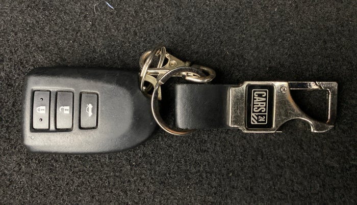 2018 Toyota YARIS G CVT, Petrol, Automatic, 33,686 km, Key Close Up