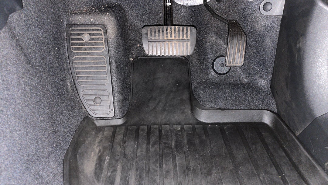 2021 Subaru Outback AWD, Automatic, 24687 km, Pedals and Footmat