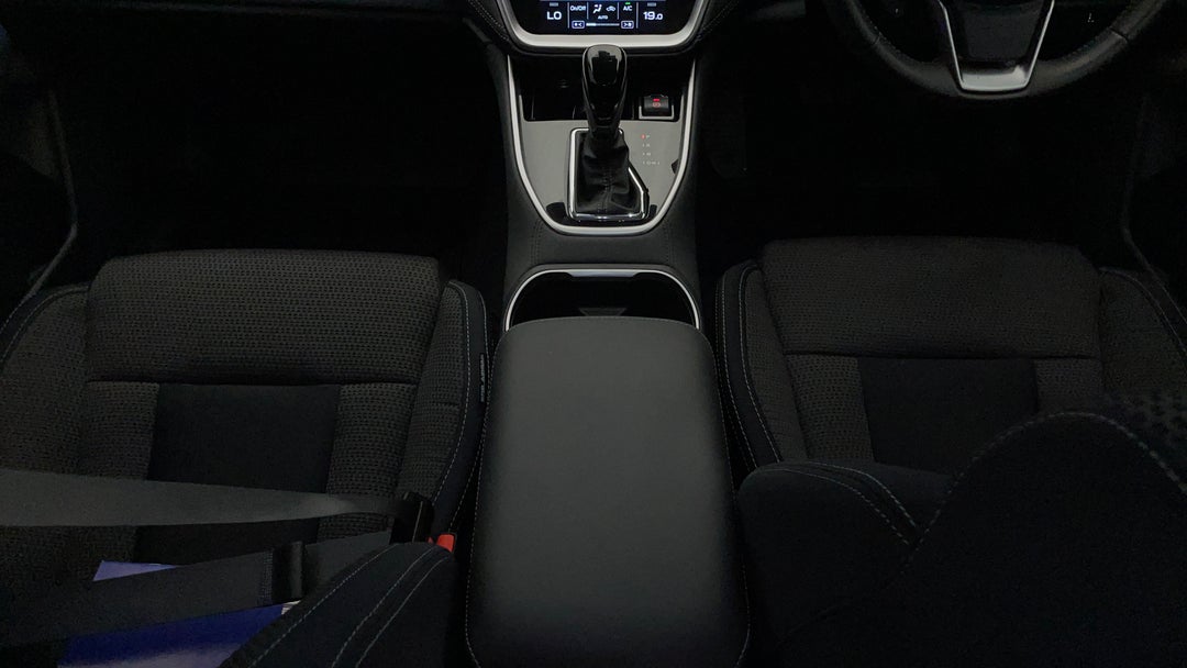 2021 Subaru Outback AWD, Automatic, 24687 km, Center Console