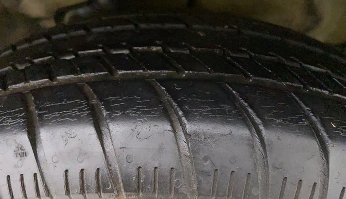 2014 Maruti Celerio VXI d, Petrol, Manual, 38,727 km, Right Rear Tyre Tread