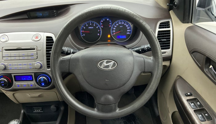 2010 Hyundai i20 MAGNA (O) 1.2, Petrol, Manual, 60,697 km, Steering Wheel Close Up