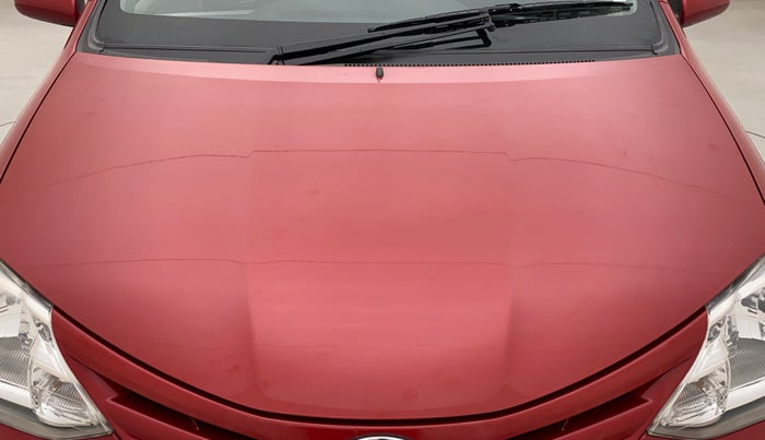2011 Toyota Etios Liva G, Petrol, Manual, 34,908 km, Bonnet (hood) - Paint has minor damage