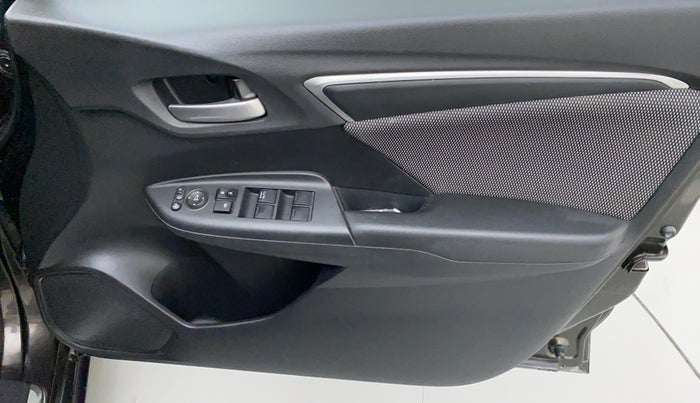 2017 Honda WR-V 1.5 i-DTEC VX MT, Diesel, Manual, 45,947 km, Driver Side Door Panels Control