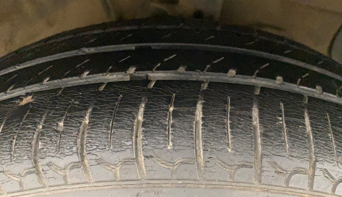 2018 Hyundai NEW SANTRO ASTA MT, Petrol, Manual, 36,797 km, Right Front Tyre Tread