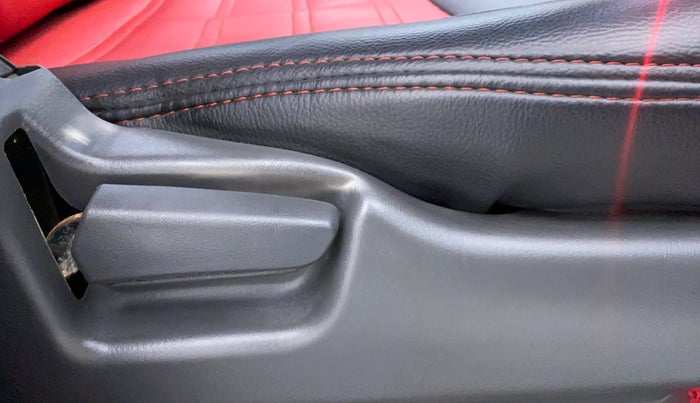 2009 Maruti Wagon R LXI, Petrol, Manual, 69,146 km, Driver Side Adjustment Panel