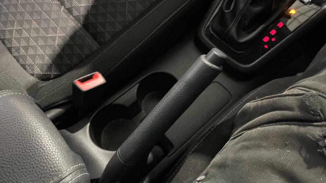 2018 Kia Rio S, Automatic, 58318 km, Handbrake