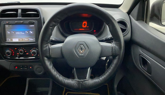 2015 Renault Kwid RXT 0.8, Petrol, Manual, 88,900 km, Steering Wheel Close Up
