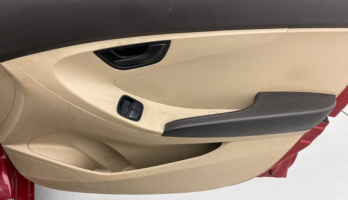2016 Hyundai Eon MAGNA PLUS, Petrol, Manual, 65,465 km, Driver Side Door Panels Control