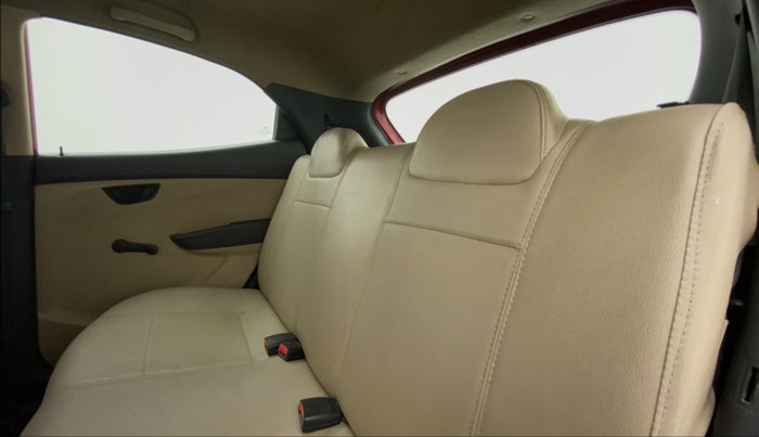 2016 Hyundai Eon MAGNA PLUS, Petrol, Manual, 65,465 km, Right Side Rear Door Cabin