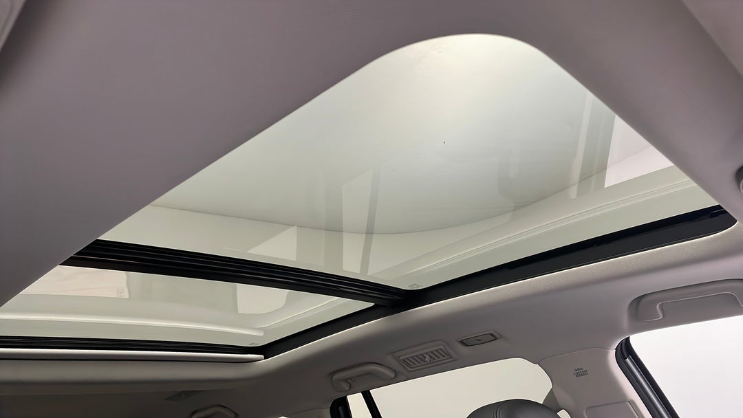Interior Sunroof/Moonroof