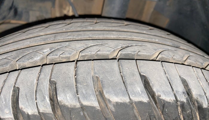 2019 Tata Tiago XZ PLUS DIESEL, Diesel, Manual, 55,854 km, Left Front Tyre Tread