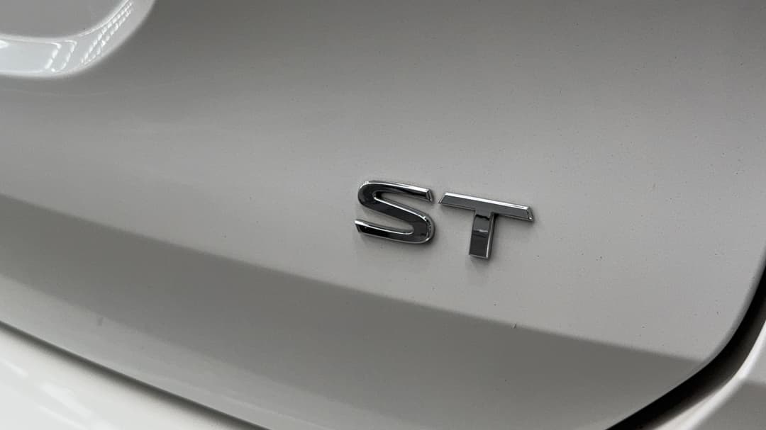 2018 Nissan X-trail St 7 Seat (2WD), Automatic, 143464 km, Badge (Boot Right Side)
