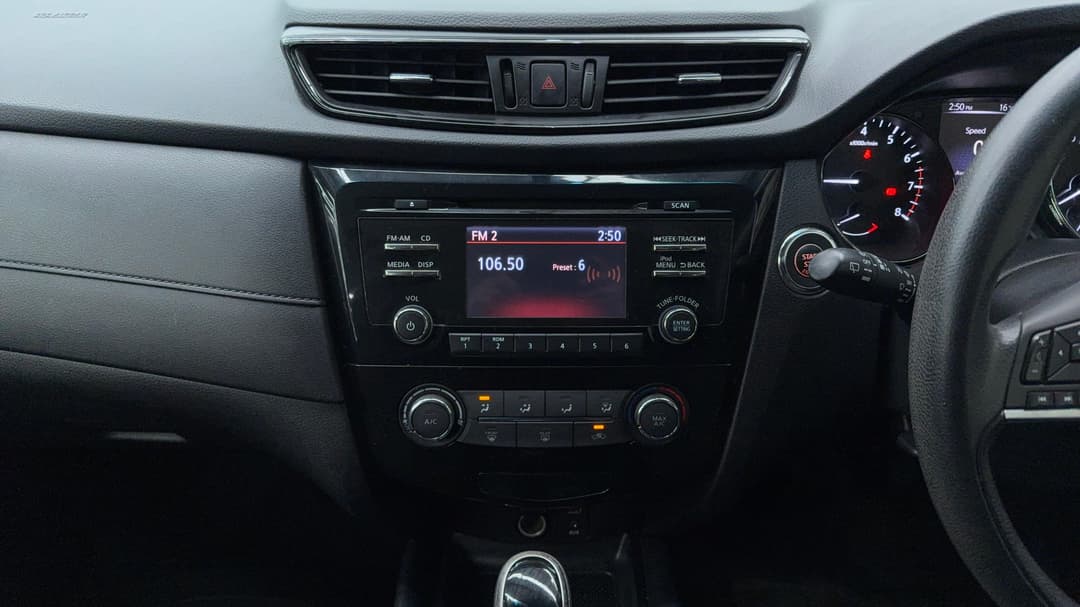 2018 Nissan X-trail St 7 Seat (2WD), Automatic, 143464 km, Center Console