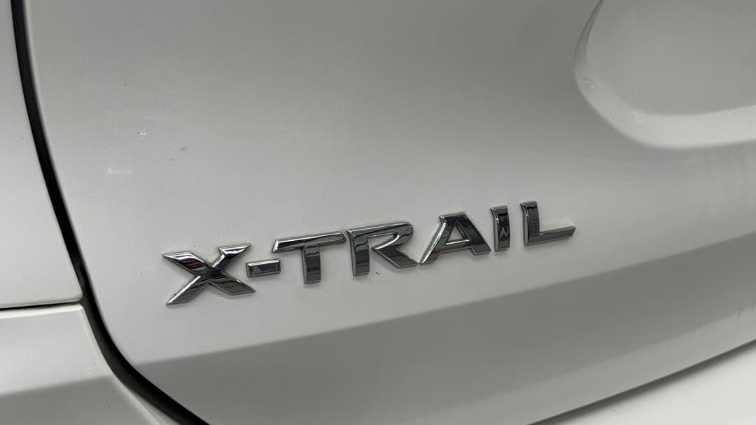 2018 Nissan X-trail St 7 Seat (2WD), Automatic, 143464 km, Badge (Boot Left Side)