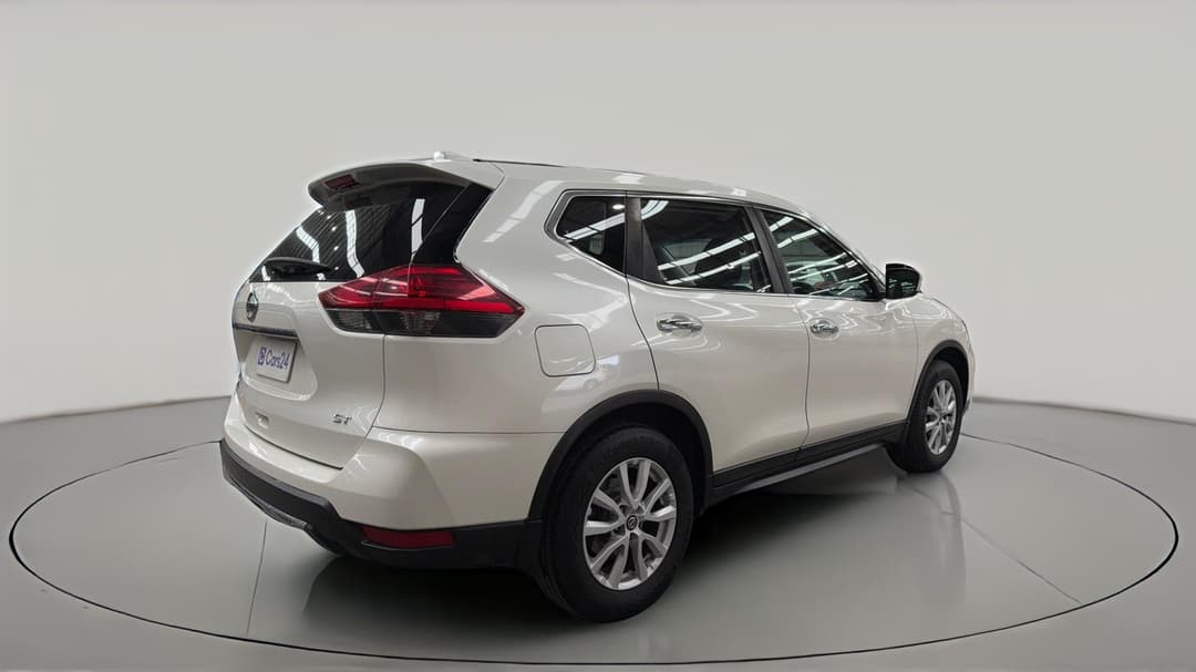 2018 Nissan X-trail St 7 Seat (2WD), Automatic, 143464 km, Right Back Diagonal (45- Degree) View