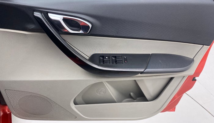 2018 Tata Tiago XZ 1.2 REVOTRON, Petrol, Manual, 85,132 km, Driver Side Door Panels Control