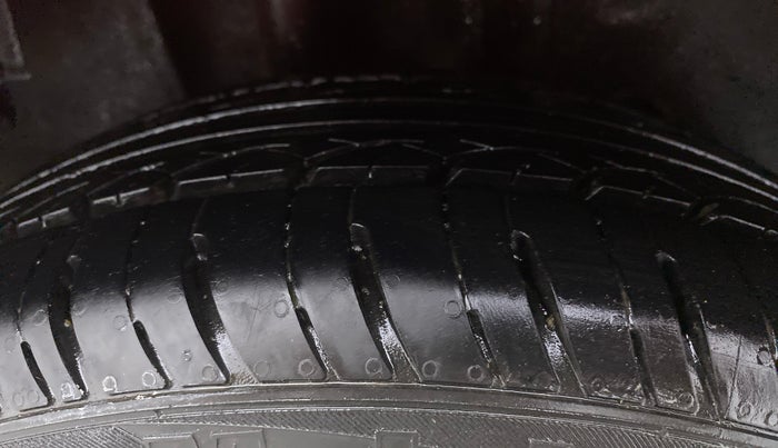 2018 Tata Tiago XZ 1.2 REVOTRON, Petrol, Manual, 85,132 km, Right Rear Tyre Tread