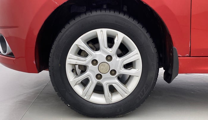 2018 Tata Tiago XZ 1.2 REVOTRON, Petrol, Manual, 85,132 km, Left Front Wheel