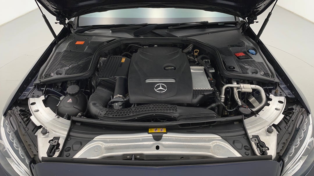 Open Bonnet (Engine)