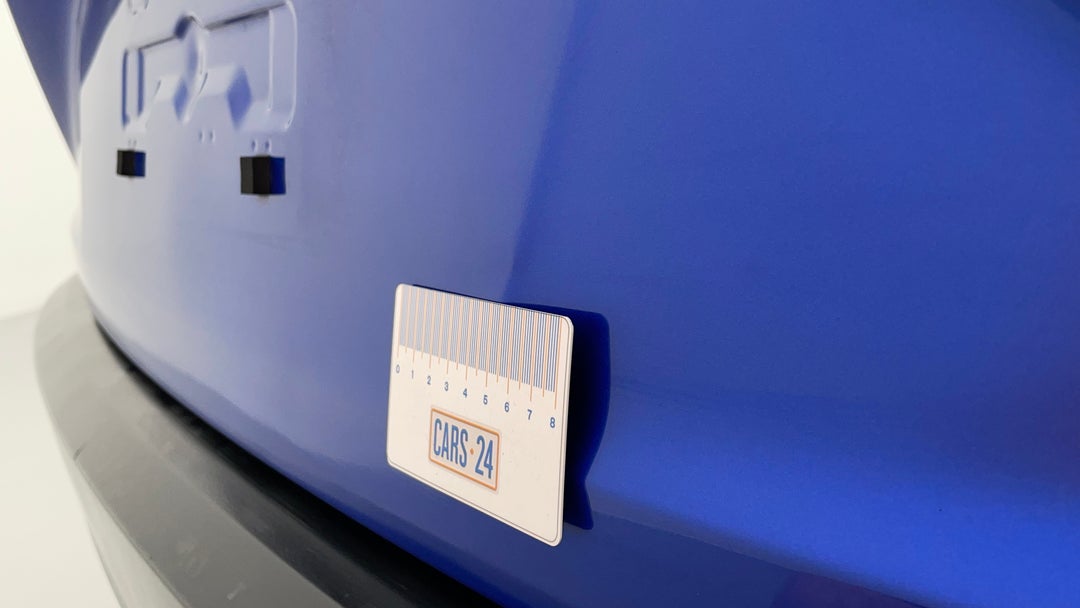 Boot / Tailgate Boot Lid Dent