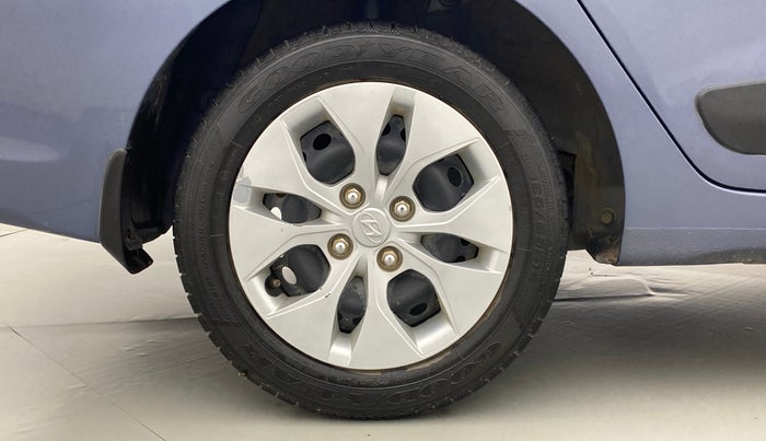 2017 Hyundai Xcent S 1.2, Petrol, Manual, 41,158 km, Right Rear Wheel