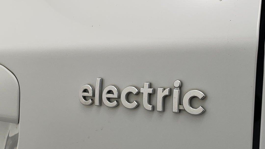 Badge (Boot Right Side)