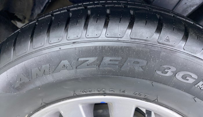 2019 Maruti Dzire VXI AMT, Petrol, Automatic, 11,603 km, Right Rear Tyre Tread