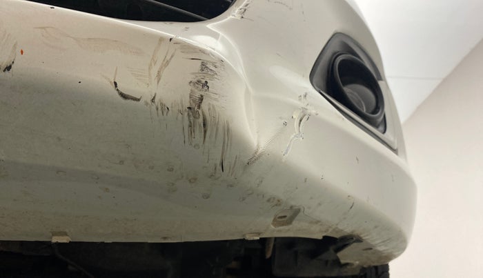 2015 Maruti Swift VXI, Petrol, Manual, 11,061 km, Front bumper - Minor damage
