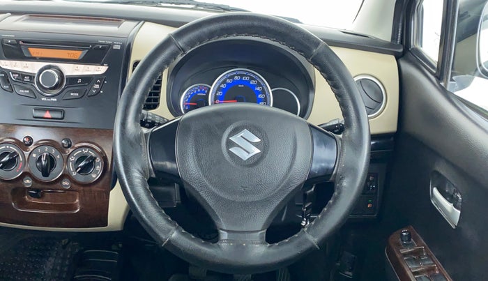 2017 Maruti Wagon R 1.0 VXI, Petrol, Manual, 30,879 km, Steering Wheel Close Up
