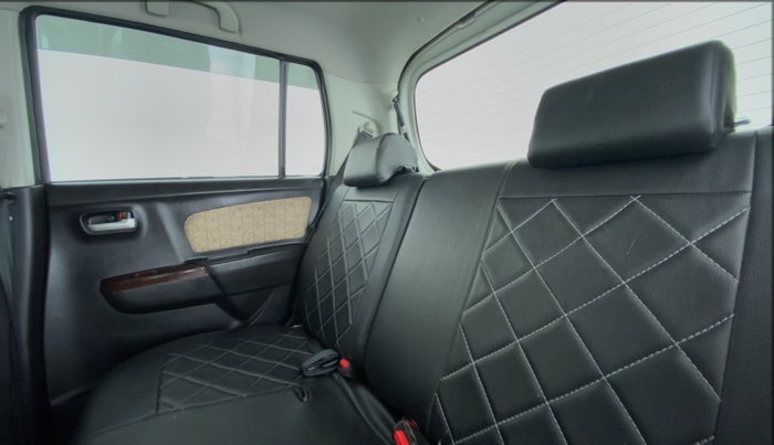 2017 Maruti Wagon R 1.0 VXI, Petrol, Manual, 30,879 km, Right Side Rear Door Cabin