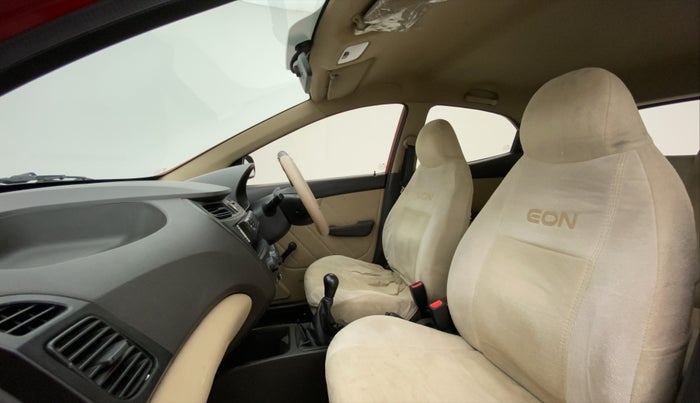 2012 Hyundai Eon D-LITE+, Petrol, Manual, 38,911 km, Right Side Front Door Cabin