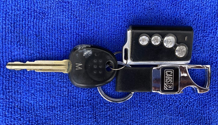 2015 Hyundai Eon D LITE PLUS, Petrol, Manual, 11,988 km, Key Close Up