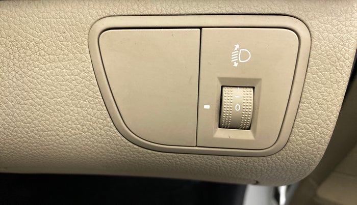 2015 Hyundai Eon D LITE PLUS, Petrol, Manual, 11,988 km, Dashboard - Headlight height adjustment not working