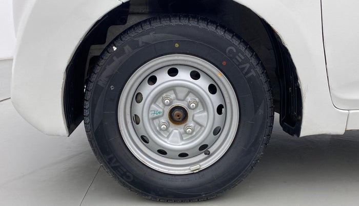 2015 Hyundai Eon D LITE PLUS, Petrol, Manual, 11,988 km, Left Front Wheel