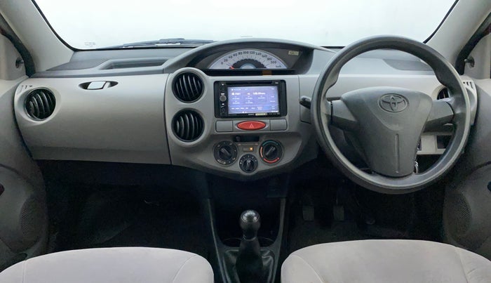 2011 Toyota Etios Liva G, Petrol, Manual, 37,609 km, Dashboard