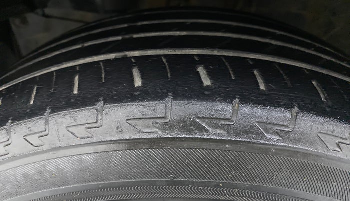 2019 Honda WR-V 1.2 i-VTEC VX MT, Petrol, Manual, Left Front Tyre Tread