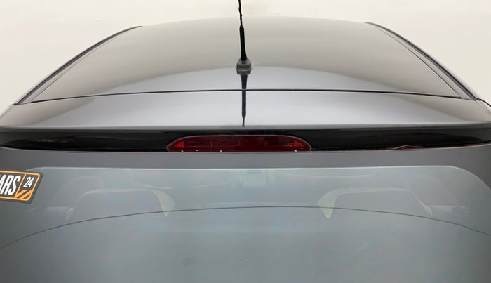 2017 Hyundai Elite i20 MAGNA EXECUTIVE 1.2, Petrol, Manual, 48,236 km, Dicky (Boot door) - Graphic sticker