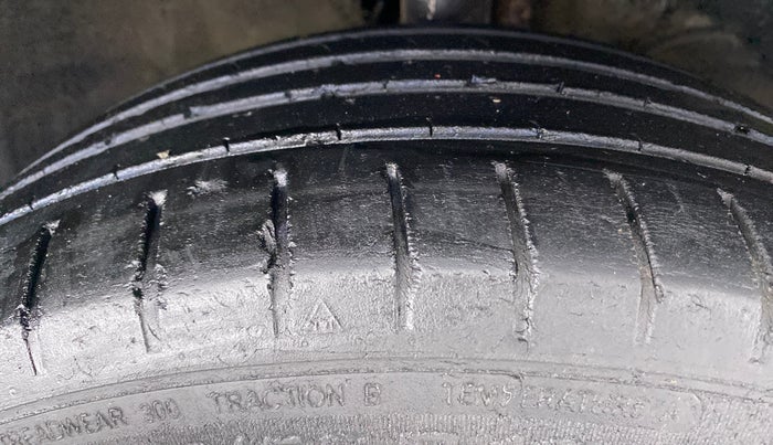 2018 Maruti Baleno ALPHA 1.2 K12, Petrol, Manual, 39,924 km, Right Front Tyre Tread