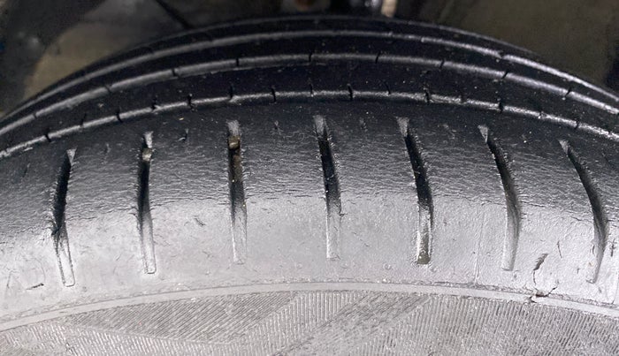2018 Maruti Baleno ALPHA 1.2 K12, Petrol, Manual, 39,924 km, Left Front Tyre Tread