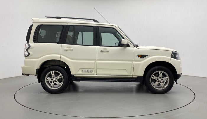 2015 Mahindra Scorpio S10 AT, Diesel, Automatic, 90,893 km, Right Side View