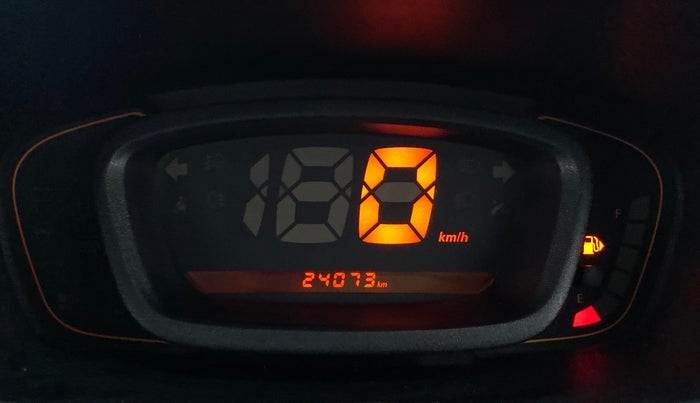 2017 Renault Kwid RXT, Petrol, Manual, 24,122 km, Odometer Image