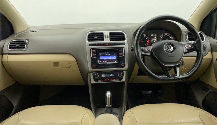 2016 Volkswagen Vento HIGHLINE PETROL AT, Petrol, Automatic, 64,409 km, Dashboard