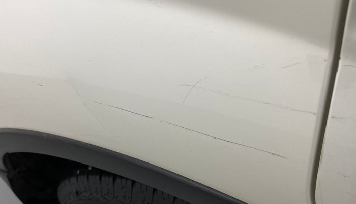 2018 Mahindra XUV500 W10, Diesel, Manual, 55,079 km, Right quarter panel - Minor scratches