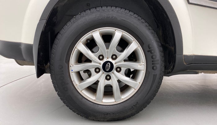 2018 Mahindra XUV500 W10, Diesel, Manual, 55,079 km, Right Rear Wheel