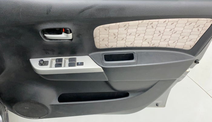 2016 Maruti Wagon R 1.0 VXI AMT, Petrol, Automatic, 65,727 km, Driver Side Door Panels Control