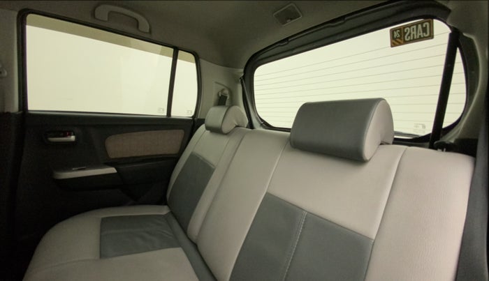 2016 Maruti Wagon R 1.0 VXI AMT, Petrol, Automatic, 65,727 km, Right Side Rear Door Cabin