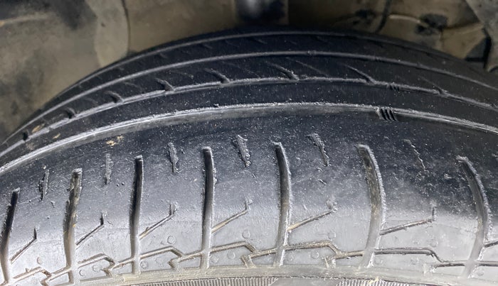 2019 Maruti S Cross ZETA 1.3, Diesel, Manual, 59,386 km, Right Front Tyre Tread