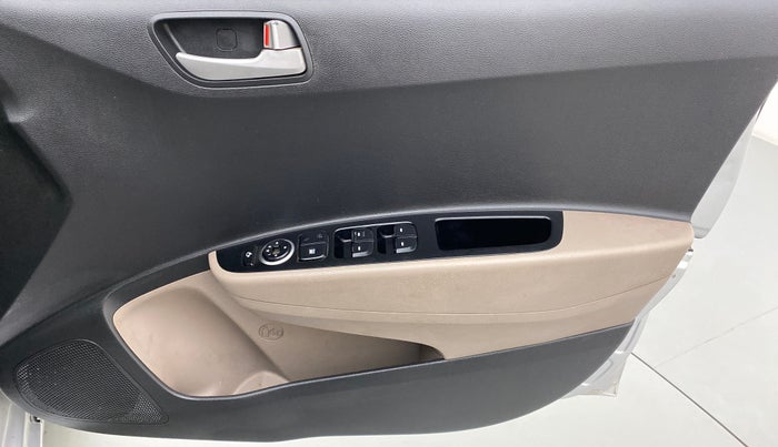 2014 Hyundai Xcent SX 1.2 OPT, Petrol, Manual, Driver Side Door Panels Control