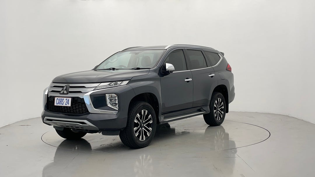 Left Front Diagonal (45- Degree) View